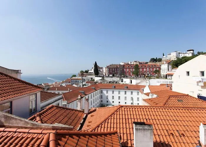 Sao Vicente Iv - Eco-flat With French Balcony & View Lejlighed