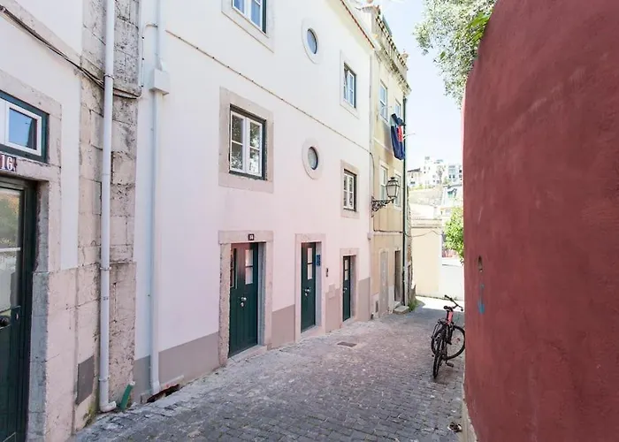 Sao Vicente Iv - Eco-flat With French Balcony & View Lejlighed *