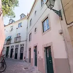 Appartamento Sao Vicente Iv - Eco-flat With French Balcony & View Lisbona