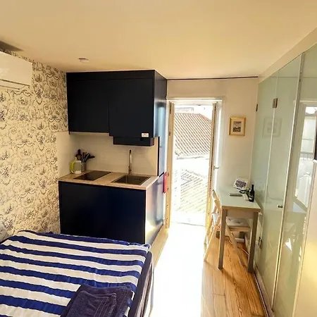 Sao Vicente Iv - Eco-flat With French Balcony & View شقة Lisboa