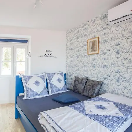 Sao Vicente Iv - Eco-flat With French Balcony & View 리스본